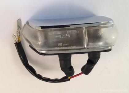 Front indicator ar 2600 spider right