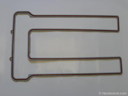 Valve cover gasket with silicone ar 105
