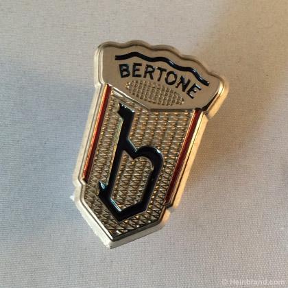 Emblema bertone cromato